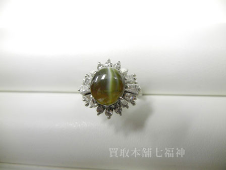 Pt900 キャッツアイリング メレダイヤモンド付きの買取事例