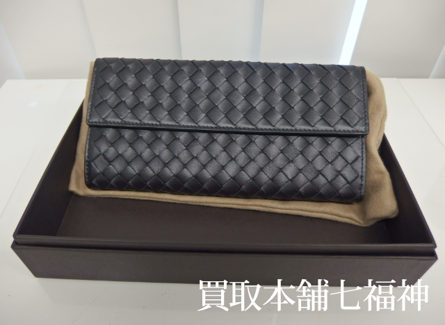 BOTTEGA VENETA(ボッテガヴェネタ) イントレチャート長財布の買取事例