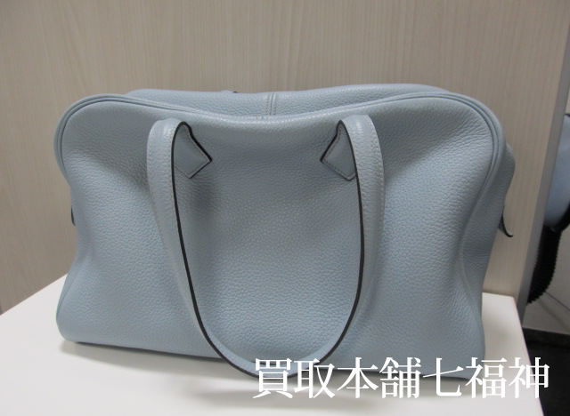 HERMES(エルメス) ヴィクトリア35 トリヨンクレマンス P刻印の買取事例