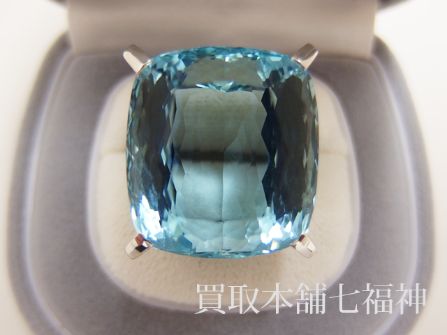 Pt900 アクアマリン リングの買取事例