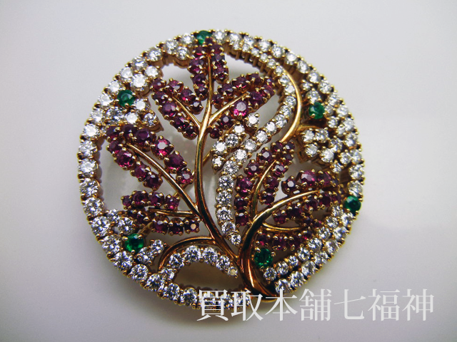 K18 ミキモト マルチカラーストーンブローチ（ルビー/エメラルド/メレダイヤ）の買取事例