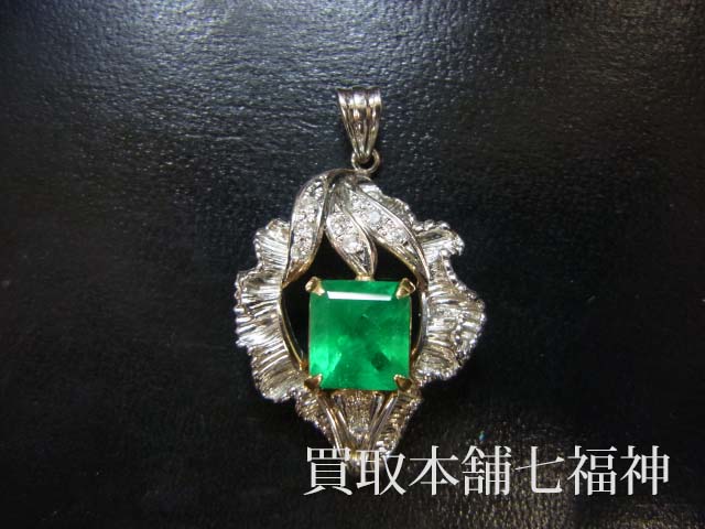 K18/Pt900エメラルドネックレストップダイヤ付の買取事例