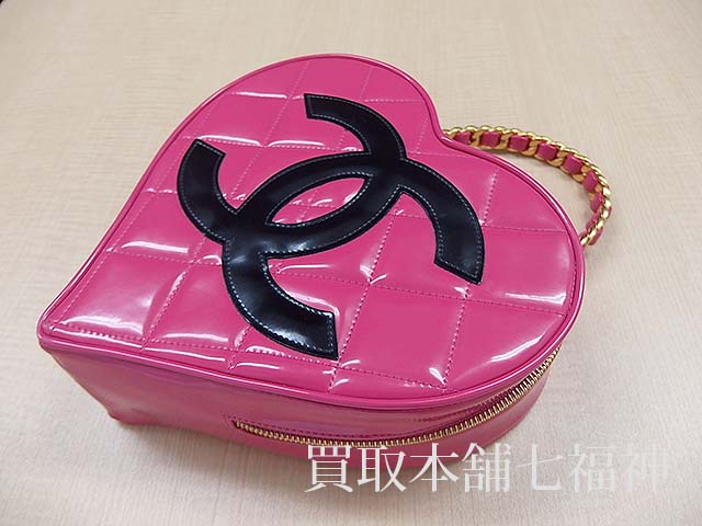 CHANEL（シャネル）マトラッセハートバニティ エナメルハンドバッグの買取事例