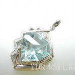 【買取相場82,000~90,000円】 Pt900 アクアマリンペンダントトップ11.67ct メレダイヤ付き の買取事例 【買取相場82,000~90,000円】 Pt900 アクアマリンペンダントトップ11.67ct メレダイヤ付き の買取事例