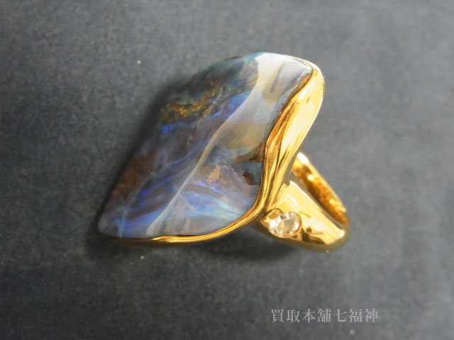 買取相場76,000～85,000円】K18 56.75ct ボルダーオパールリングの買取事例 - 七福神ブログ