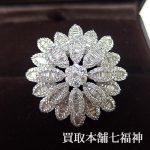【買取相場150,000～200,000円】K18WG ダイヤモンド4.30ctフラワーモチーフリングの買取事例
