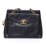 CHANEL シャネル キャビアスキン チェーントート