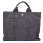 HERMES エルメス エールラインPM グレー