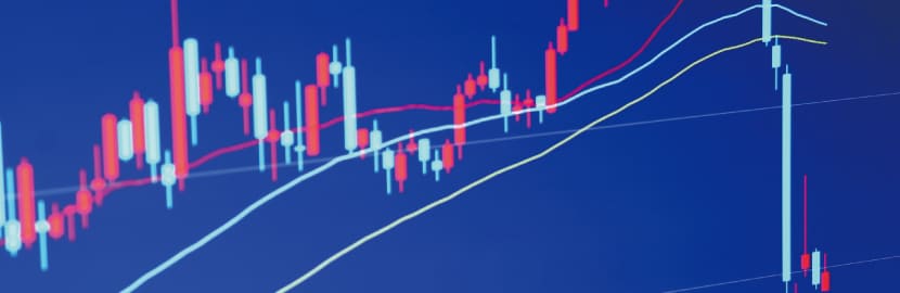 NISAで金を購入する際の注意点とリスク